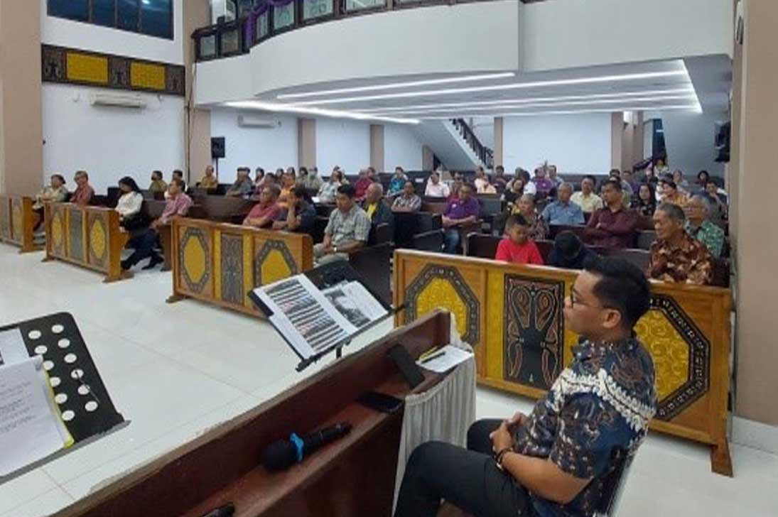 Ibadah Rutin Kaum Bapak