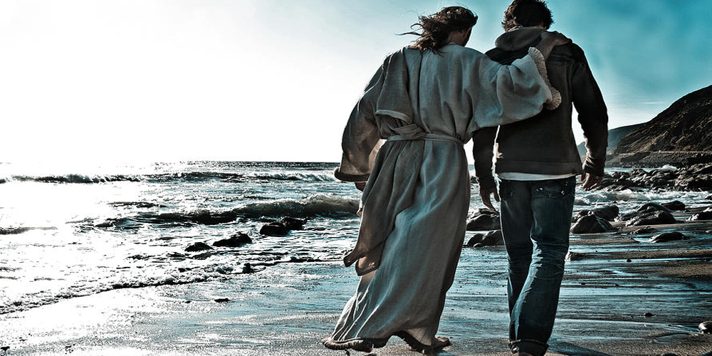 ENEAS, YESUS MENYEMBUHKAN ENGKAU